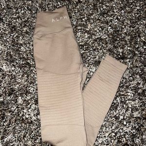 Alphalete revival leggings